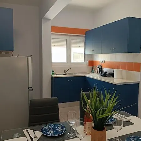 Lida's House Apartman *