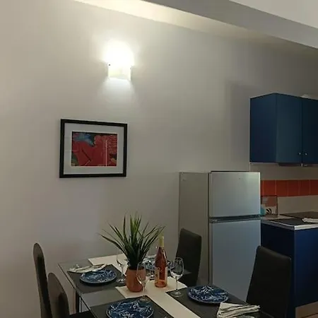 Lida's House Appartement Loutráki