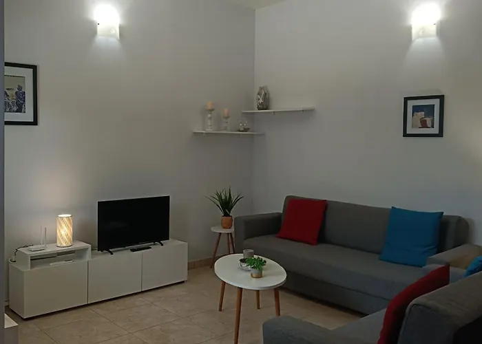 Lida's House * 루트라키