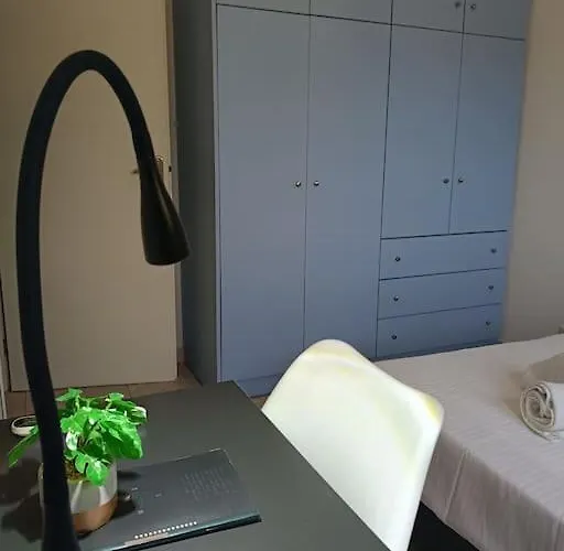 Lida's House 루트라키