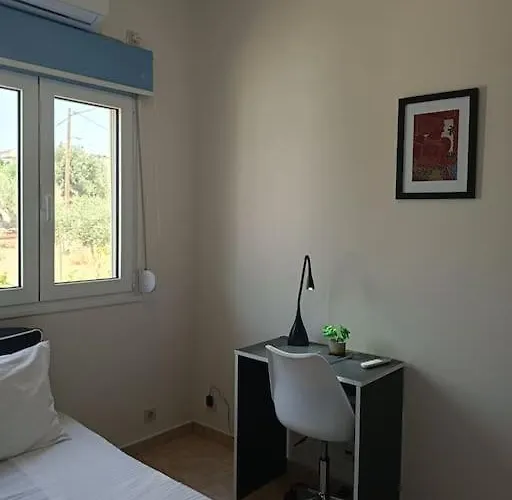 아파트 Lida's House 루트라키